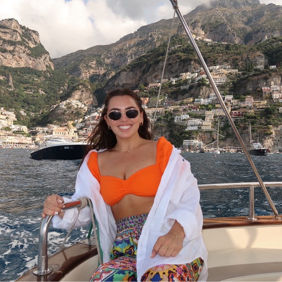 Meet your Posher, Sophia - Picture 1 of 1